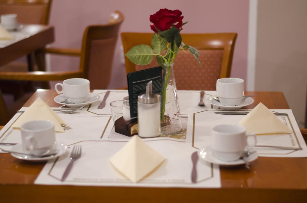 Hotel Zatisi Frantiskovy Lazne Luaran gambar