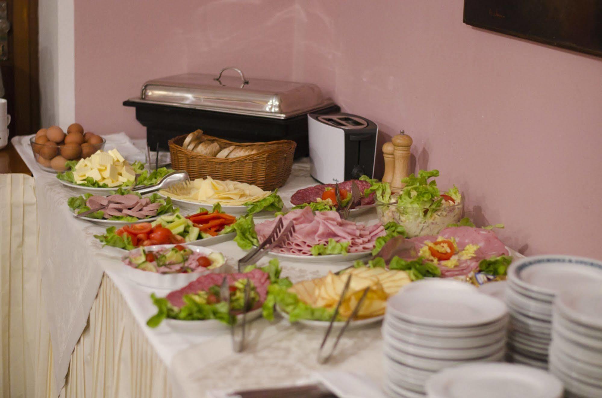 Hotel Zatisi Frantiskovy Lazne Luaran gambar